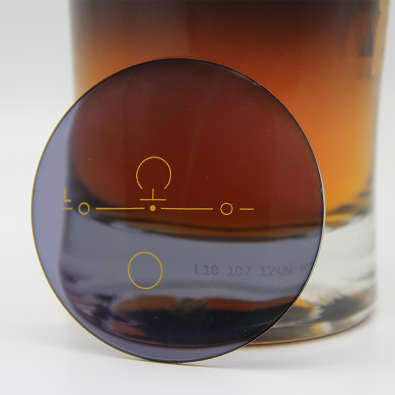 عدسة تقدمية فوتوكروميك 1.56 HMCSHMC