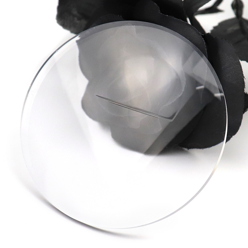 عدسة مسطحة ثنائية البؤرة 1.56 HMC