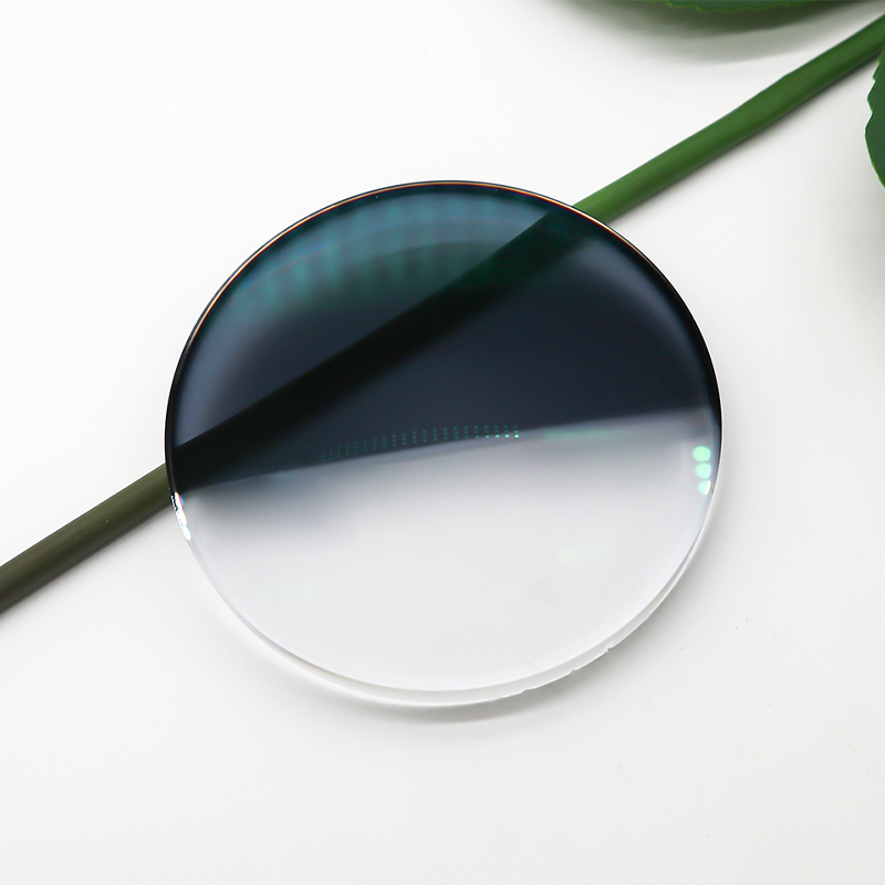 1.56 عدسة فوتوكروميك SHMC