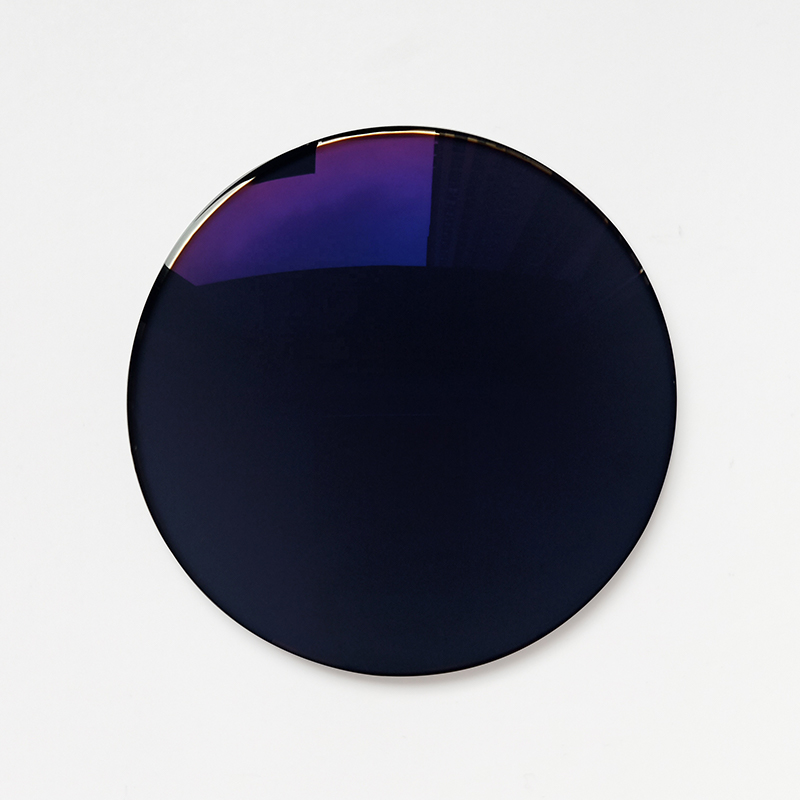 عدسة فوتوكروميك 1.60 SHMC