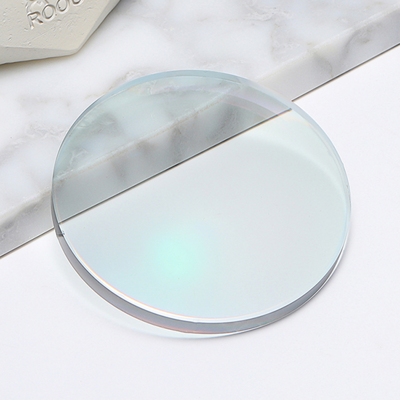 عدسة بلو بلوك فوتوكروميك 1.67 HMC/SHMC