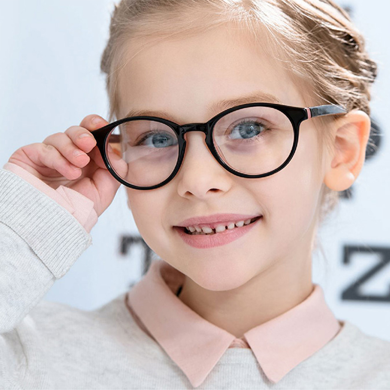 عدسة التحكم في قصر النظر الدائرية المثمنة