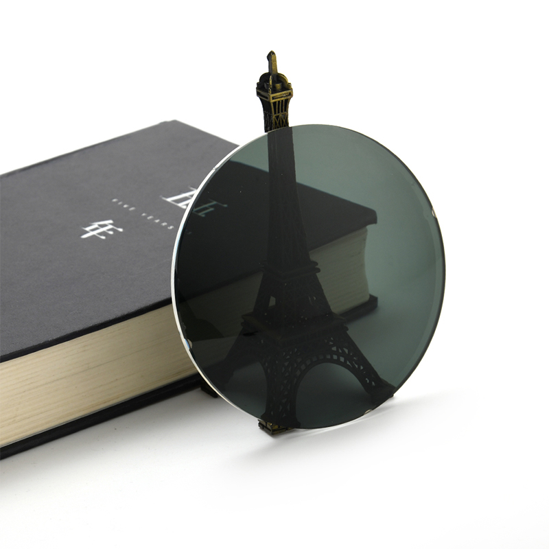 1.499 عدسات مستقطبة