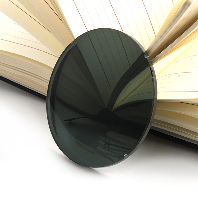 1.499 عدسات مستقطبة