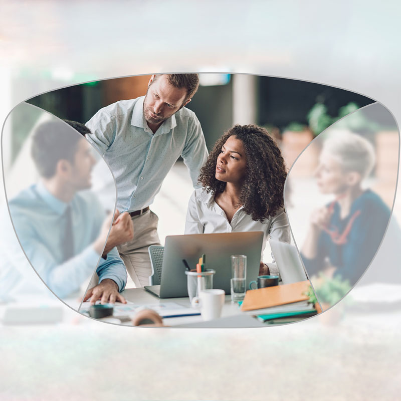 العدسة المهنية للمكتب