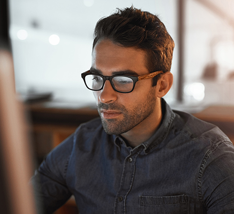 عدسات رؤية واحدة